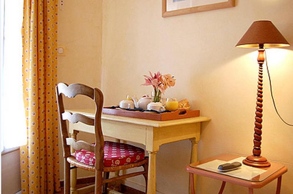 Des Glycines Hotel Porquerolles